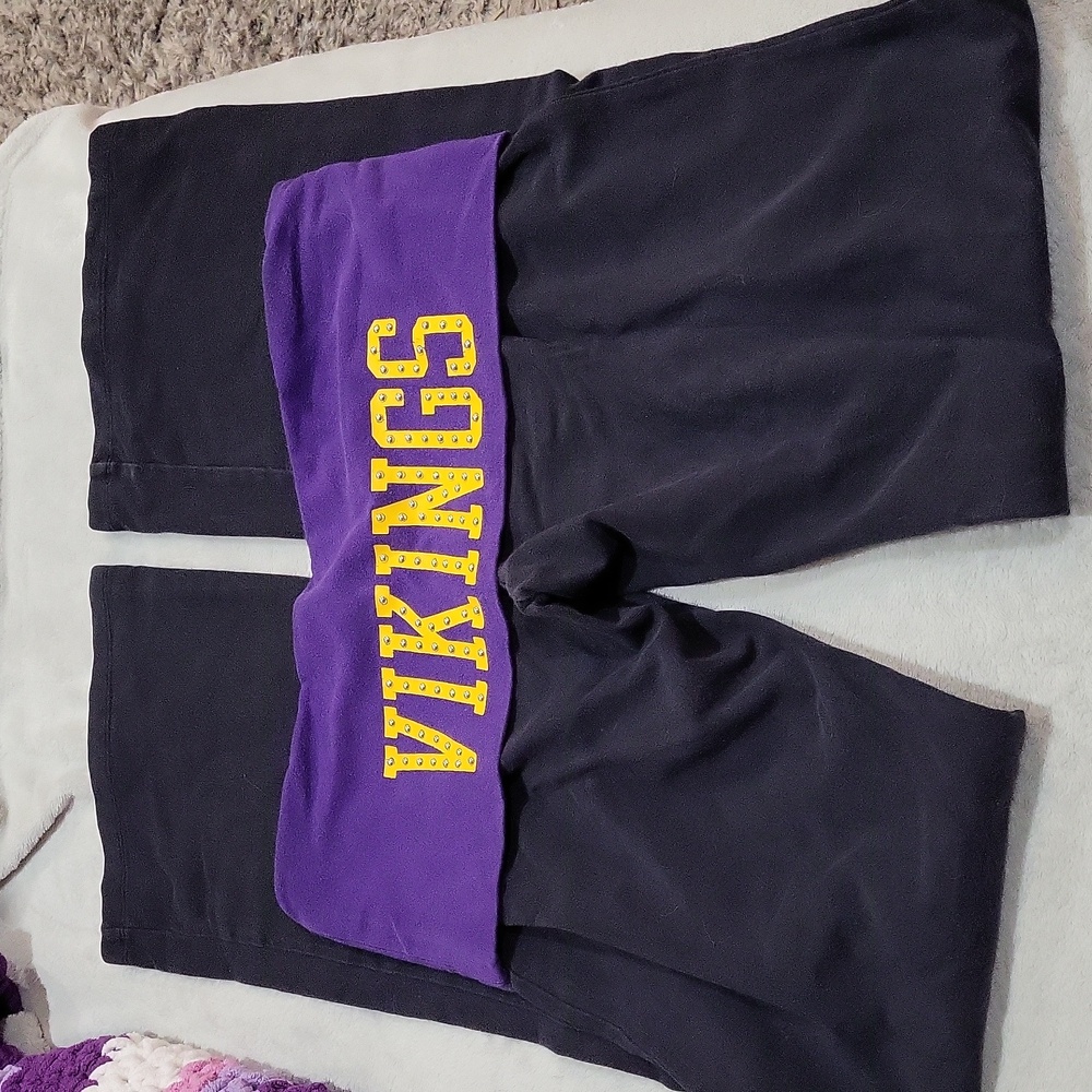 Victoria's Secret PINK Vikings Leggings